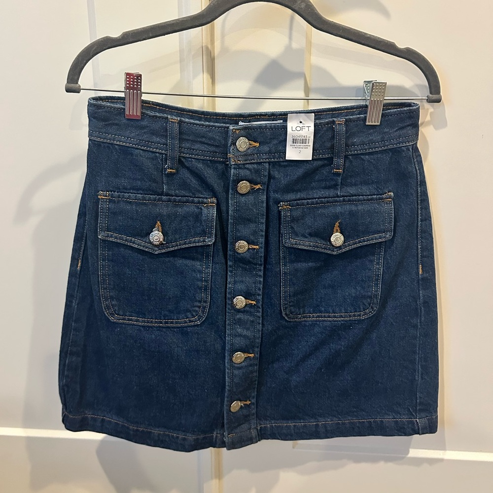 NWT Loft Denim Button-Front Skirt size 2